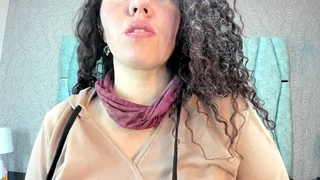 Snapshot of Valeria__soler chatting on September 9, 2025, 12:47 pm Valeria soler online show from September 9, 2025, 12:47 pm