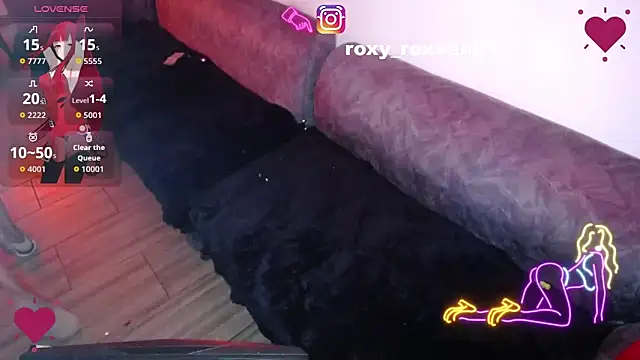 Snapshot of roxy_roxxan chatting on October 8, 2025, 12:28 pm roxy roxxan online show from October 8, 2025, 12:28 pm