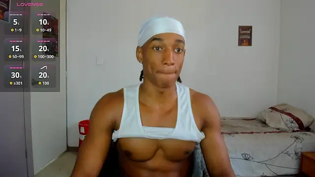 Snapshot of Malkongarcia chatting on September 24, 2025, 5:41 pm Malkongarcia online show from September 24, 2025, 5:41 pm