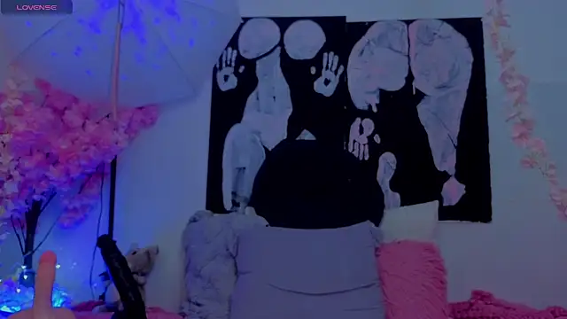 KilyetVera3x online show from March 26, 2026, 6:11 am