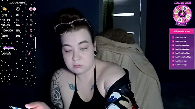 Snapshot of Valeri-Star chatting on December 17, 2025, 10:31 am Valeri-Star online show from December 17, 2025, 10:31 am