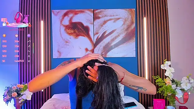 sofiaa grey  online show from September 15, 2025, 3:01 pm