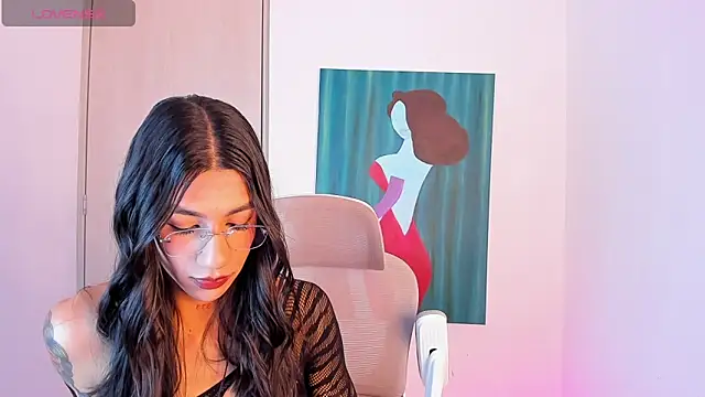 sofiaa grey  online show from February 1, 2026, 5:22 pm