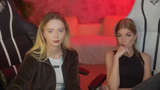 Snapshot of Cassy-Celestial_ chatting on September 19, 2025, 7:01 am Cassy-Celestial online show from September 19, 2025, 7:01 am