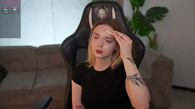 Snapshot of Cassy-Celestial_ chatting on September 25, 2025, 4:07 am Cassy-Celestial online show from September 25, 2025, 4:07 am