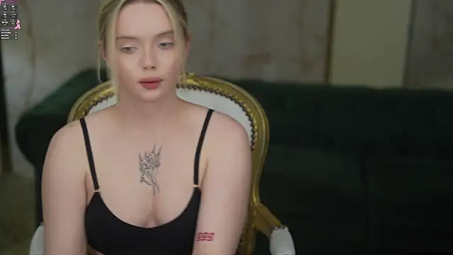 Snapshot of Cassy-Celestial_ chatting on March 7, 2025, 6:24 am Cassy-Celestial online show from March 7, 2025, 6:24 am