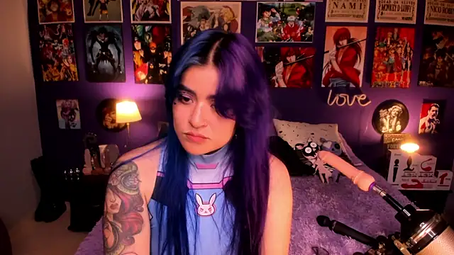 anne cross online show from December 5, 2024, 3:42 am