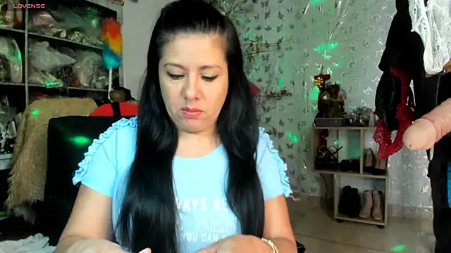 Snapshot of Erlinda-engel chatting on May 26, 2026, 1:20 pm Erlinda-engel online show from May 26, 2026, 1:20 pm