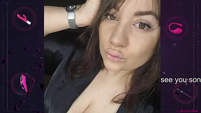Snapshot of Tracy_Sergio209 chatting on December 5, 2024, 6:26 am Tracy Sergio209 online show from December 5, 2024, 6:26 am