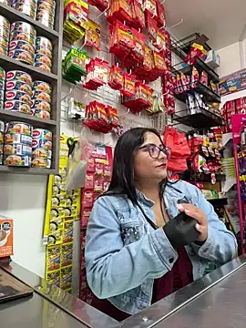 Snapshot of Sol_biglips chatting on January 31, 2026, 7:12 pm Sol biglips online show from January 31, 2026, 7:12 pm