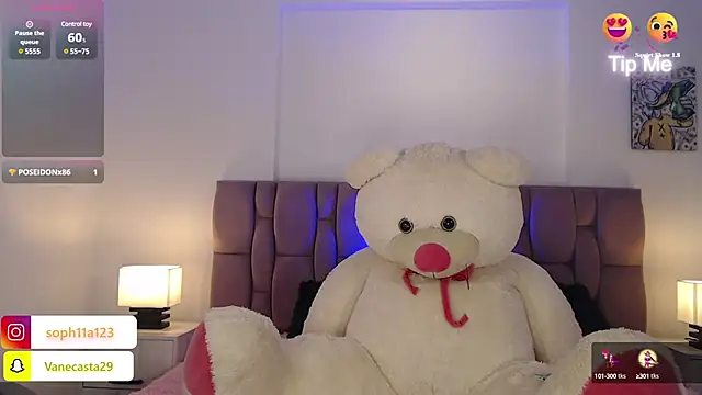 Snapshot of SophiaKarson chatting on January 9, 2025, 11:25 am SophiaKarson online show from January 9, 2025, 11:25 am