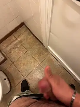 Snapshot of _themask_ chatting on October 6, 2025, 12:50 pm  themask  online show from October 6, 2025, 12:50 pm