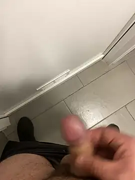 Snapshot of _themask_ chatting on January 9, 2025, 12:14 am  themask  online show from January 9, 2025, 12:14 am