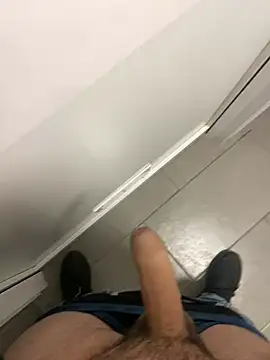 Snapshot of _themask_ chatting on December 30, 2024, 8:15 pm  themask  online show from December 30, 2024, 8:15 pm