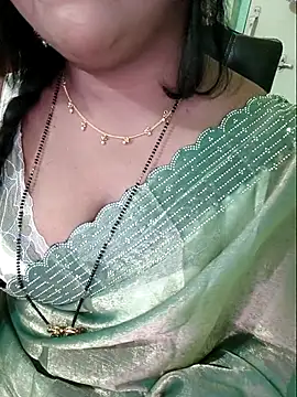 NEHA-DESHI online show from December 3, 2025, 9:36 pm