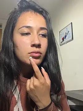 Snapshot of AnithaFigueroa1 chatting on February 15, 2025, 5:09 am AnithaFigueroa1 online show from February 15, 2025, 5:09 am