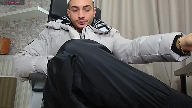 BrandonTate online show from November 26, 2025, 7:52 am