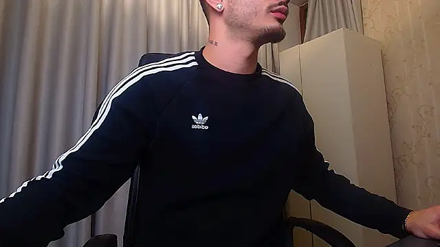 Snapshot of BrandonTate chatting on February 3, 2026, 6:46 pm BrandonTate online show from February 3, 2026, 6:46 pm