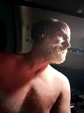 FloppyPickle4u online show from February 15, 2026, 5:52 am