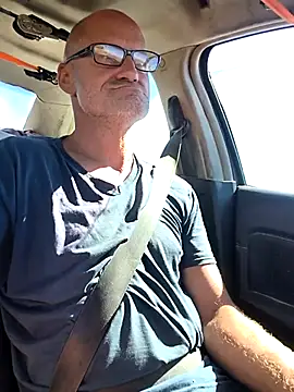 FloppyPickle4u online show from March 18, 2026, 6:42 pm