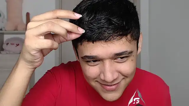 Snapshot of kaiine190 chatting on December 15, 2025, 11:42 pm kaiine190 online show from December 15, 2025, 11:42 pm