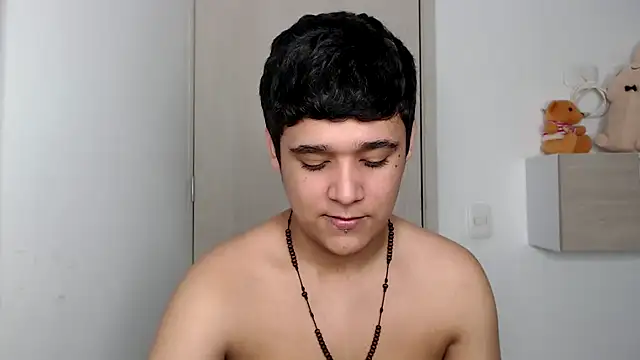 Snapshot of kaiine190 chatting on October 20, 2025, 9:15 pm kaiine190 online show from October 20, 2025, 9:15 pm