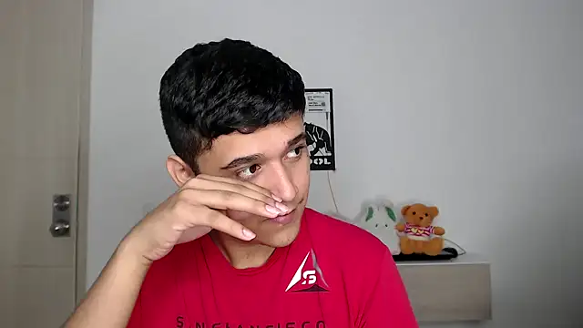 Snapshot of kaiine190 chatting on November 19, 2025, 6:24 am kaiine190 online show from November 19, 2025, 6:24 am