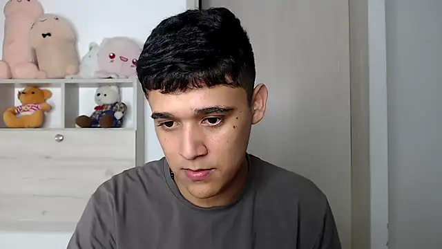 Snapshot of kaiine190 chatting on November 14, 2025, 7:01 am kaiine190 online show from November 14, 2025, 7:01 am