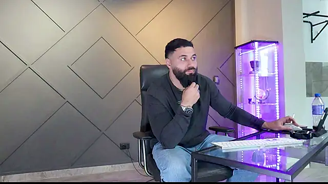 Snapshot of mattmasterss chatting on February 27, 2025, 9:50 am mattmasterss online show from February 27, 2025, 9:50 am