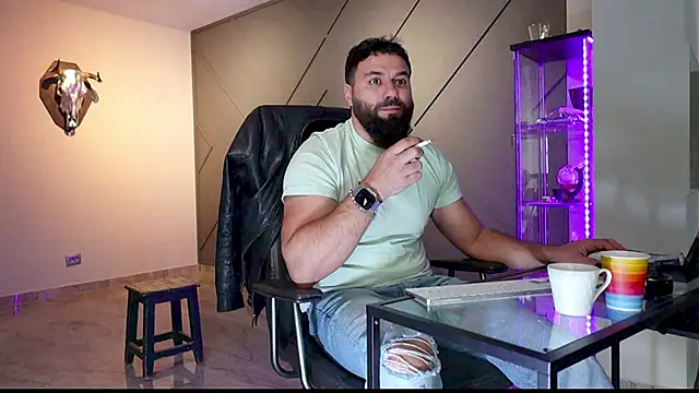 Snapshot of mattmasterss chatting on March 11, 2025, 8:52 am mattmasterss online show from March 11, 2025, 8:52 am