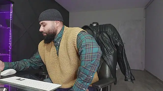 mattmasterss online show from February 3, 2026, 2:53 am