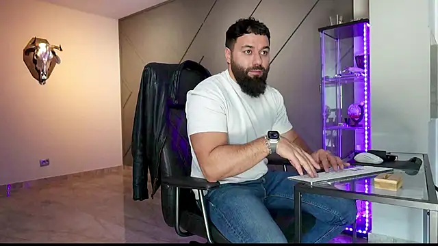 Snapshot of mattmasterss chatting on March 18, 2025, 12:17 pm mattmasterss online show from March 18, 2025, 12:17 pm