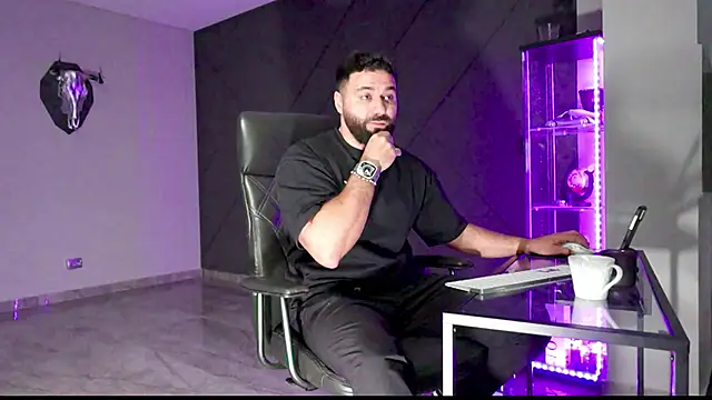 Snapshot of mattmasterss chatting on March 7, 2025, 6:54 pm mattmasterss online show from March 7, 2025, 6:54 pm