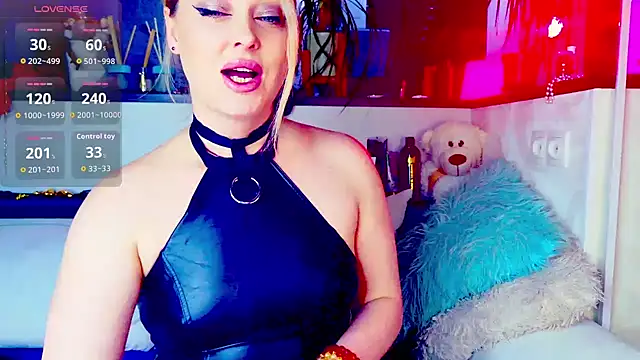  JuliaSpace  online show from February 28, 2026, 5:34 pm