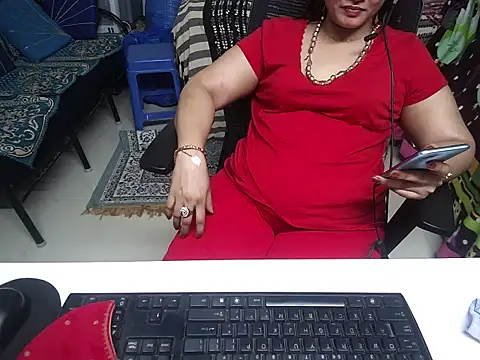 Snapshot of Arushisingh8888 chatting on March 3, 2025, 7:03 am Arushisingh8888 online show from March 3, 2025, 7:03 am