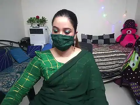 Snapshot of Arushisingh8888 chatting on February 21, 2025, 8:40 am Arushisingh8888 online show from February 21, 2025, 8:40 am