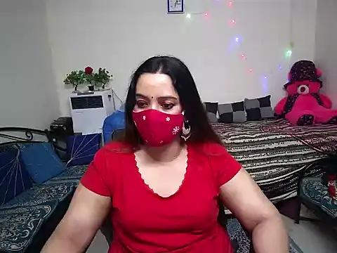 Snapshot of Arushisingh8888 chatting on February 14, 2025, 12:47 pm Arushisingh8888 online show from February 14, 2025, 12:47 pm