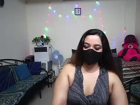 Snapshot of Arushisingh8888 chatting on February 8, 2025, 10:50 am Arushisingh8888 online show from February 8, 2025, 10:50 am