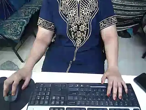 Snapshot of Arushisingh8888 chatting on March 22, 2025, 5:39 am Arushisingh8888 online show from March 22, 2025, 5:39 am