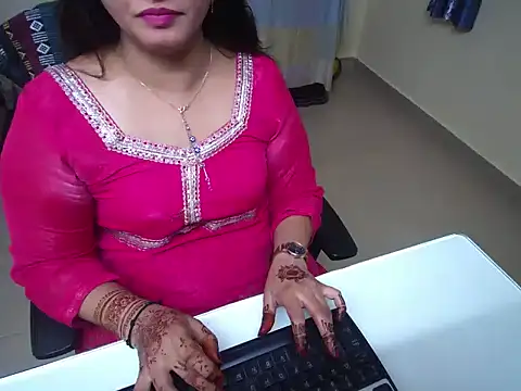 Snapshot of Arushisingh8888 chatting on September 27, 2025, 11:05 am Arushisingh8888 online show from September 27, 2025, 11:05 am