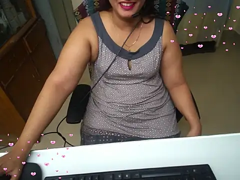 Snapshot of Arushisingh8888 chatting on September 19, 2025, 12:09 pm Arushisingh8888 online show from September 19, 2025, 12:09 pm