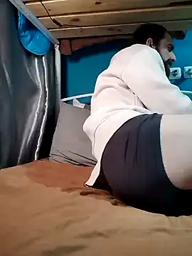 Snapshot of Antonio_Vatooo chatting on March 7, 2025, 1:31 am Antonio Vatooo online show from March 7, 2025, 1:31 am