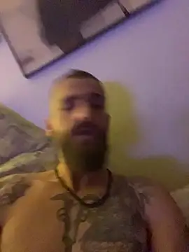 Snapshot of Antonio_Vatooo chatting on November 9, 2025, 3:43 am Antonio Vatooo online show from November 9, 2025, 3:43 am