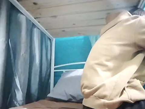 Snapshot of Antonio_Vatooo chatting on February 23, 2025, 1:24 am Antonio Vatooo online show from February 23, 2025, 1:24 am