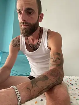 Snapshot of Antonio_Vatooo chatting on September 17, 2025, 10:17 am Antonio Vatooo online show from September 17, 2025, 10:17 am