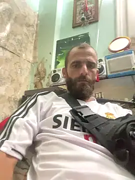 Snapshot of Antonio_Vatooo chatting on September 27, 2025, 8:04 pm Antonio Vatooo online show from September 27, 2025, 8:04 pm