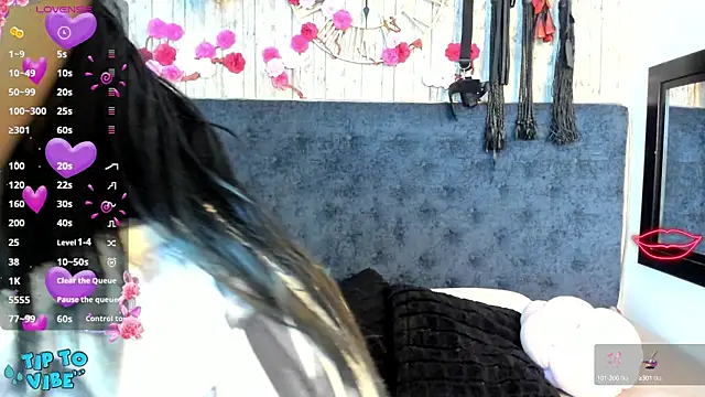 Snapshot of Neko_Misaki chatting on October 5, 2025, 11:45 am Neko Misaki online show from October 5, 2025, 11:45 am