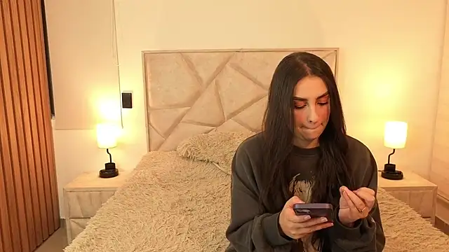 Snapshot of teseo_and_afroditha_ chatting on November 25, 2025, 1:17 am teseo and afroditha online show from November 25, 2025, 1:17 am