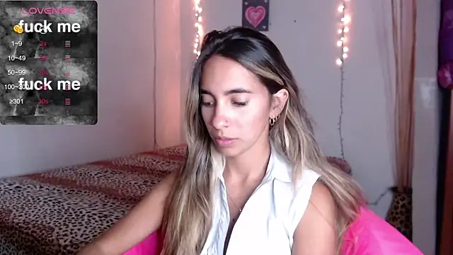 MitchWilson1 online show from October 17, 2025, 10:22 pm