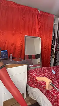 Shantel-Olivia online show from September 10, 2025, 7:07 am